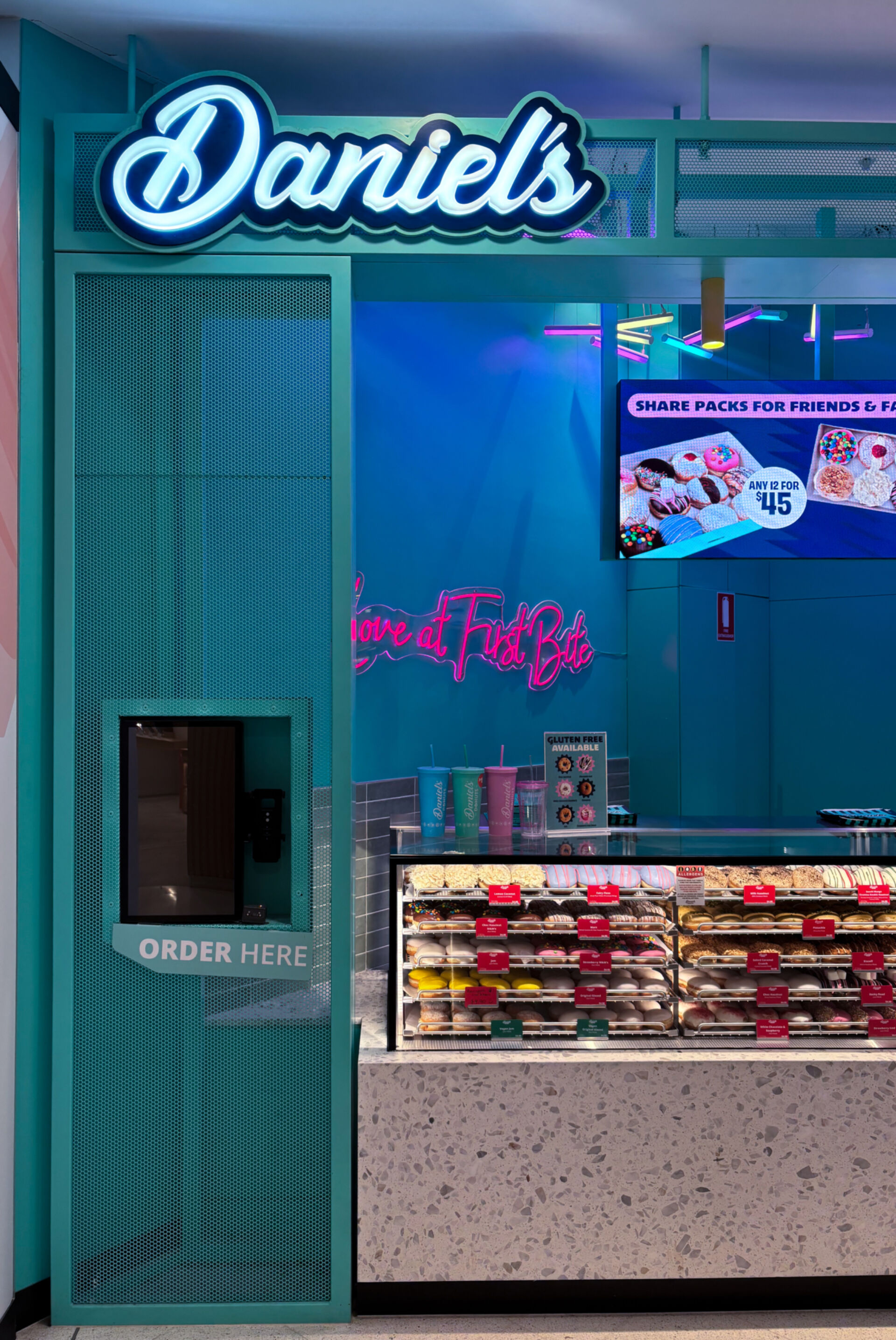 Signage Self Order Donut Display