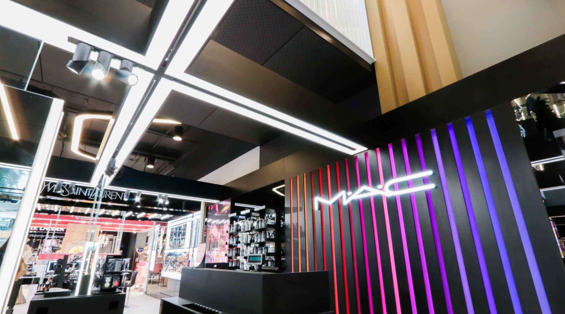 Warringah Mall detail l1